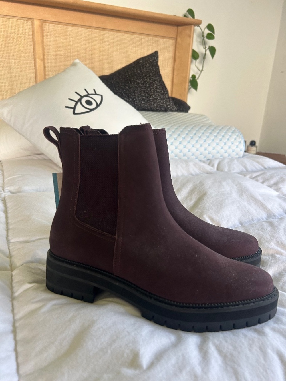 maroon chelsea boot - toms bennett